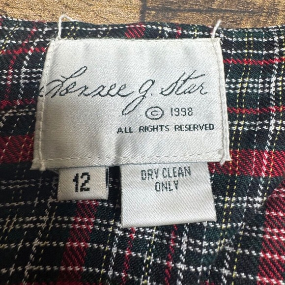 Country Wear Christmas Vest Santa Elf Holiday Reversible Plaid Size 12 VTG - Picture 4 of 6